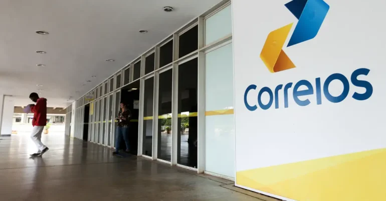 Correios anunciam cargos de nível médio e superior em concurso público