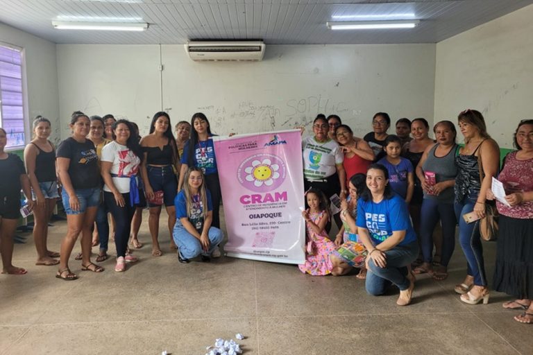 Governo do Amapá leva acolhimento e orientação sobre violência doméstica para pescadoras de Oiapoque