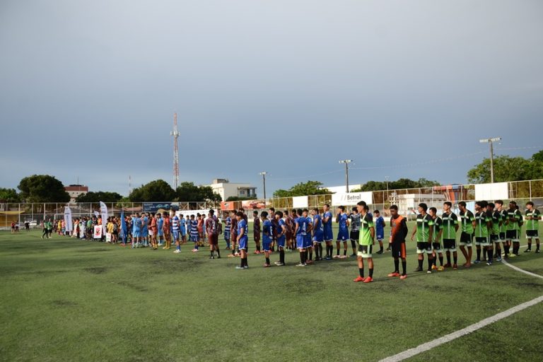 Governo do Amapá reúne 28 times na abertura da Copa das Arenas Sub-20