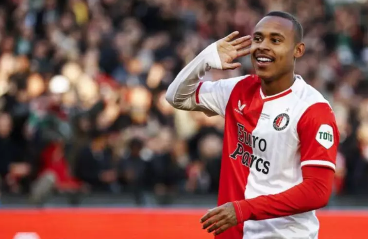 Amapaense brilha: Com gol de Igor Paixão, Feyenoord é campeão da Copa da Holanda