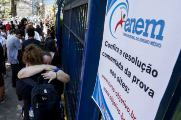 Pedidos de isenção da taxa do Enem podem ser feitos até sexta-feira