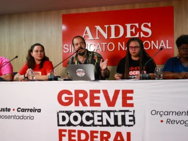 Universidades e institutos federais de ensino superior mantêm greve