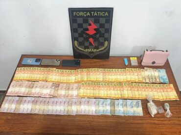Batalhão de Forca Tática prendeu três traficantes de drogas no bairro dos Congós