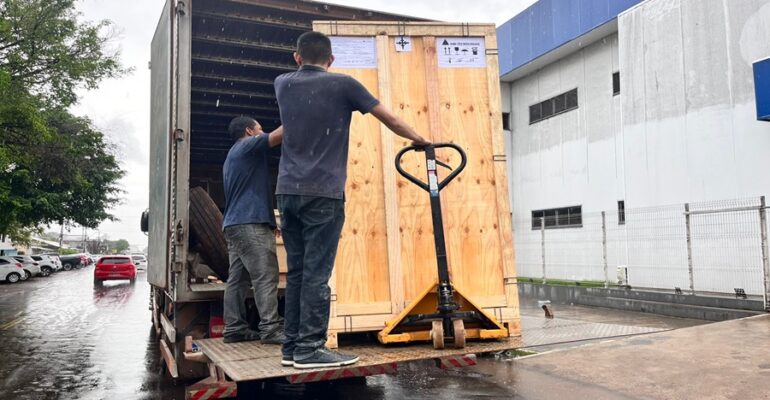 Governo do Amapá garante segundo arco cirúrgico para acelerar procedimentos no HE, em Macapá
