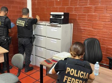 PF cumpre mandados buscando desarticular esquema criminoso dentro da UNIFAP