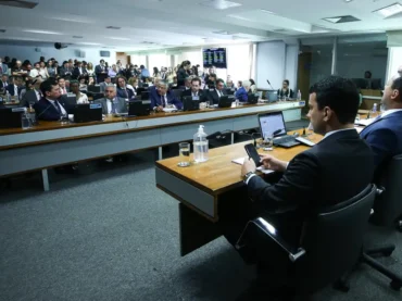 CCJ do Senado aprova aumento de cotas raciais para concurso público