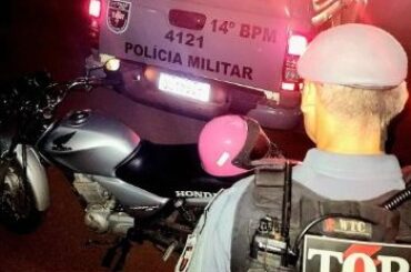 POLÍCIA MILITAR APREENDE MOTOCICLETA COM SINAIS DE ADULTERAÇÃO.