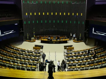 Câmara pauta urgência de projeto que equipara aborto ao homicídio