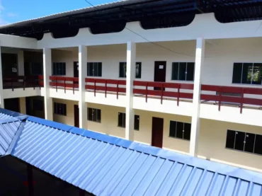Governo do Amapá avança nas obras de revitalização da Escola Estadual Raimunda Virgulino, em Macapá
