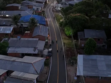 Governador Clécio Luís entrega pavimentação de seis quilômetros de vias no bairro Vale Verde, em Macapá