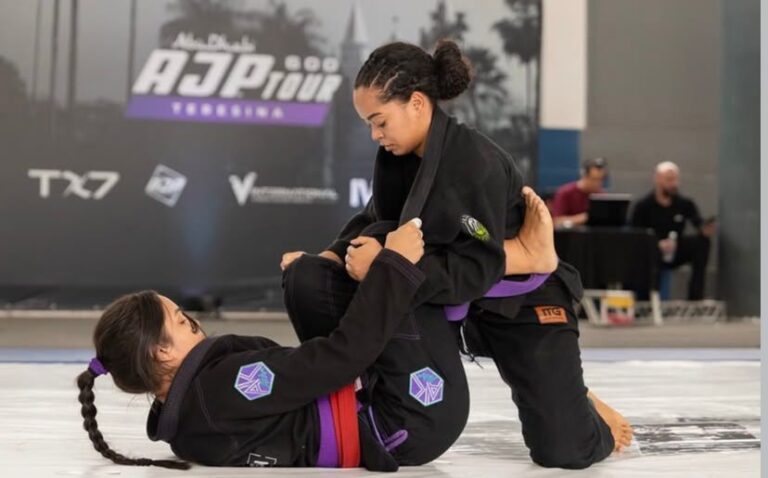 A atleta Carioca Victoria Menezes Santos conquistou um resultado expressivo para o Brasil no cenário internacional do Jiu-Jitsu.
