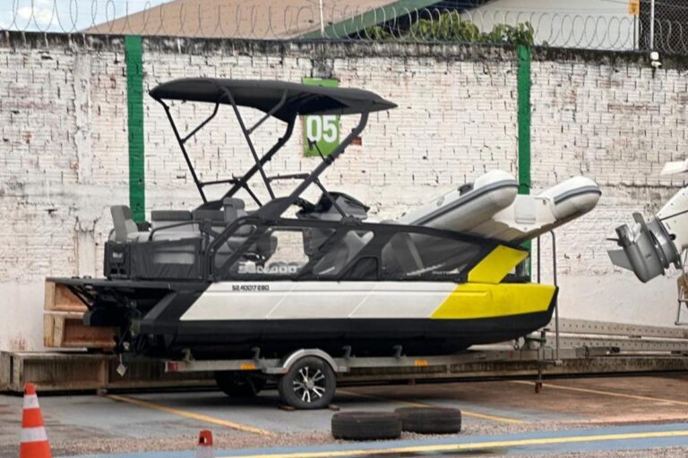 Investigação apura retirada de R$ 2 milhões em embarcações de marina no Amapá; advogado é citado