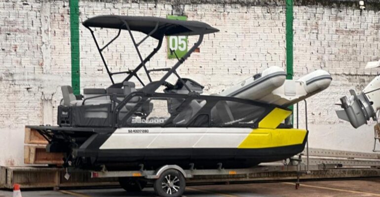 Investigação apura retirada de R$ 2 milhões em embarcações de marina no Amapá; advogado é citado