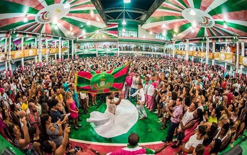 ensaio-na-quadra-da-mangueira-o-palacio-do-samba-atual-quadra-da-escola